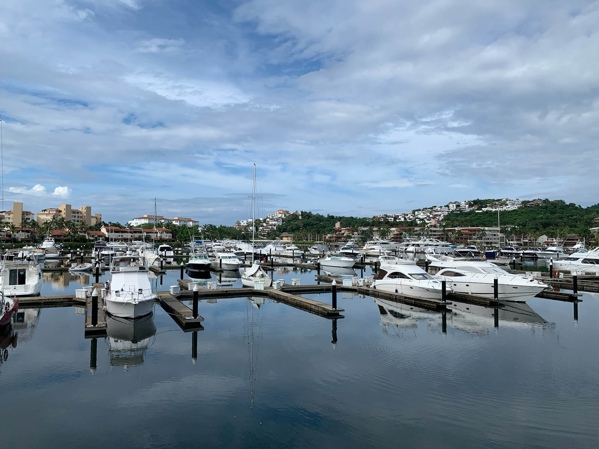 Ixtapa Zihuatanejo La Marina
